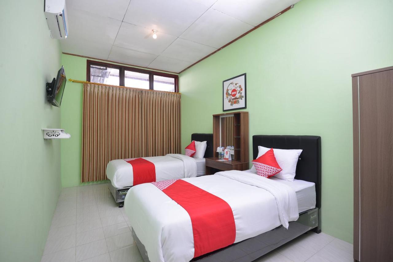 Super Oyo 1046 Omah Pathok Hotel Yogyakarta Ngoại thất bức ảnh