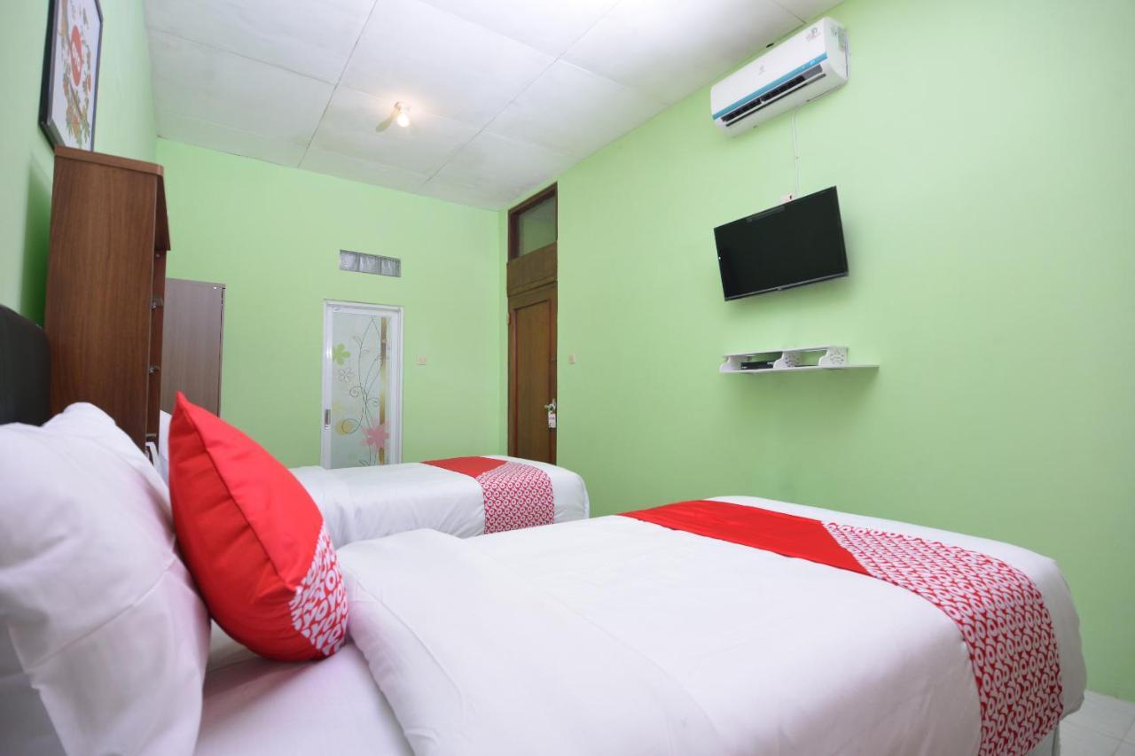 Super Oyo 1046 Omah Pathok Hotel Yogyakarta Ngoại thất bức ảnh