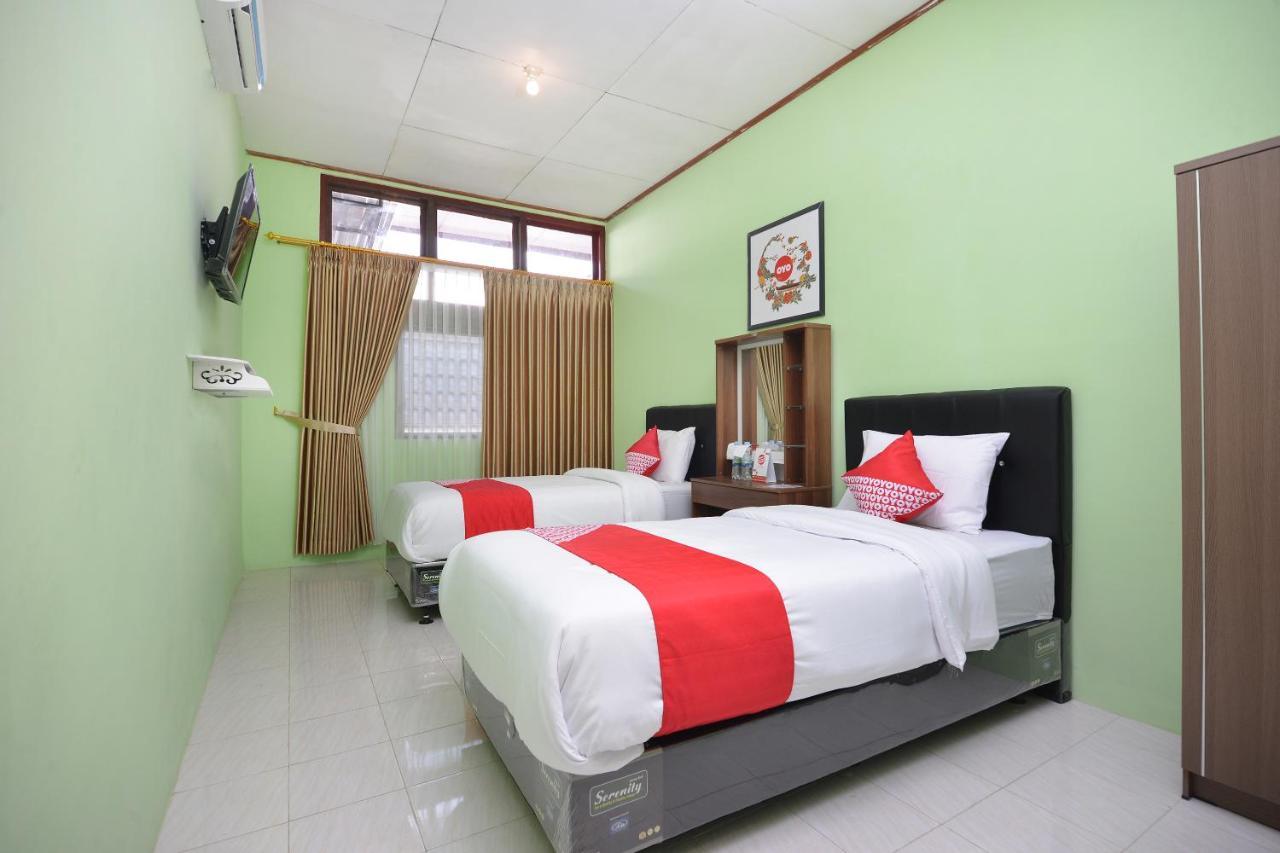 Super Oyo 1046 Omah Pathok Hotel Yogyakarta Ngoại thất bức ảnh