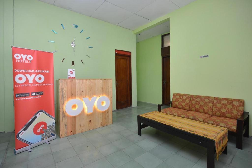 Super Oyo 1046 Omah Pathok Hotel Yogyakarta Ngoại thất bức ảnh