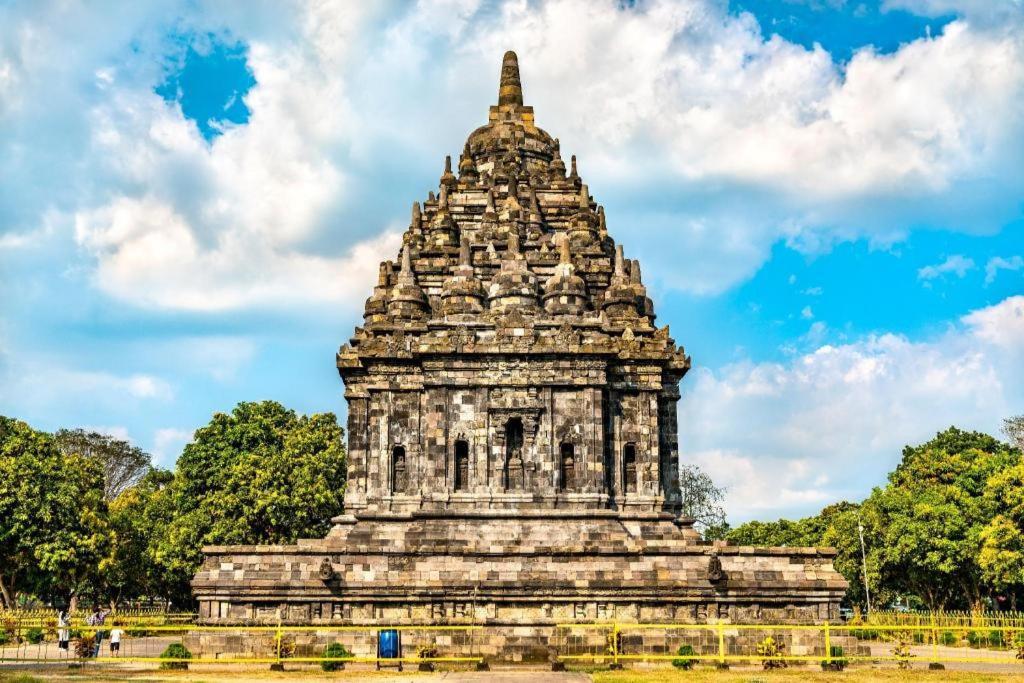 Super Oyo 1046 Omah Pathok Hotel Yogyakarta Ngoại thất bức ảnh