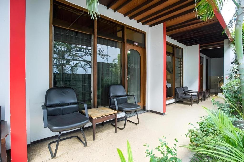Super Oyo 1046 Omah Pathok Hotel Yogyakarta Ngoại thất bức ảnh