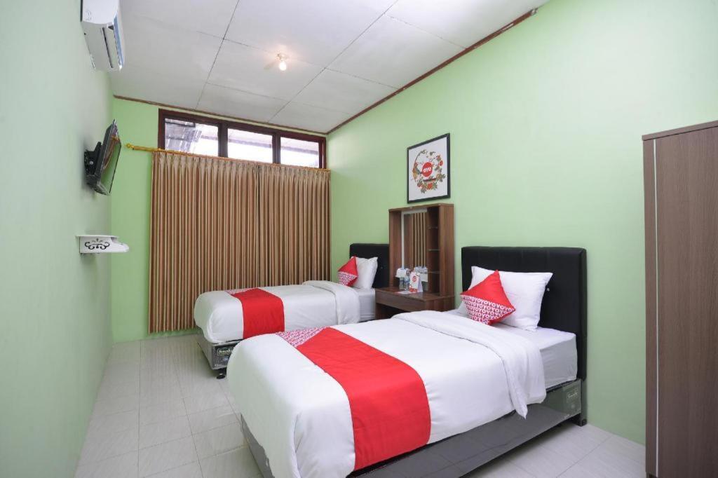 Super Oyo 1046 Omah Pathok Hotel Yogyakarta Ngoại thất bức ảnh